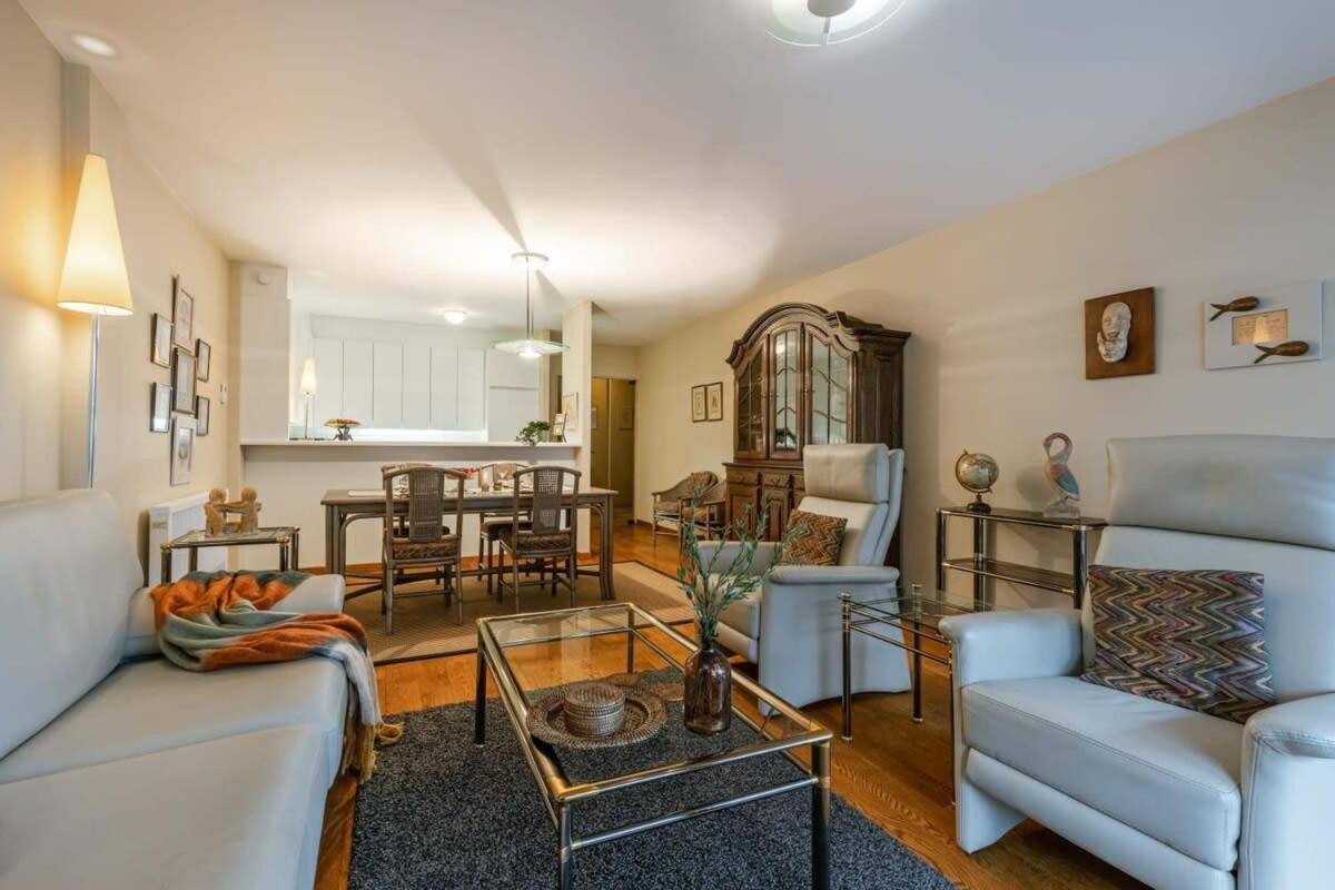 Huswell - Authentic Apartment With Terraces And Parking 크노케-하이스트 외부 사진