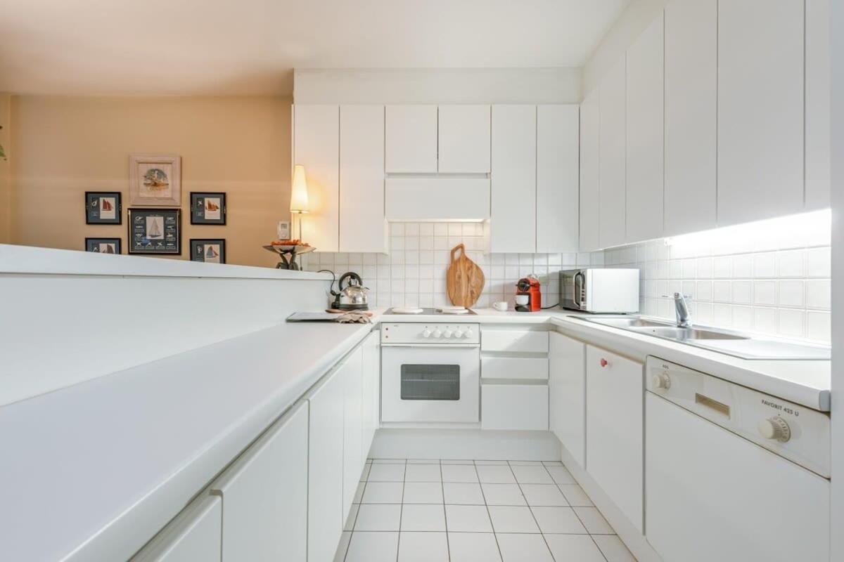 Huswell - Authentic Apartment With Terraces And Parking 크노케-하이스트 외부 사진
