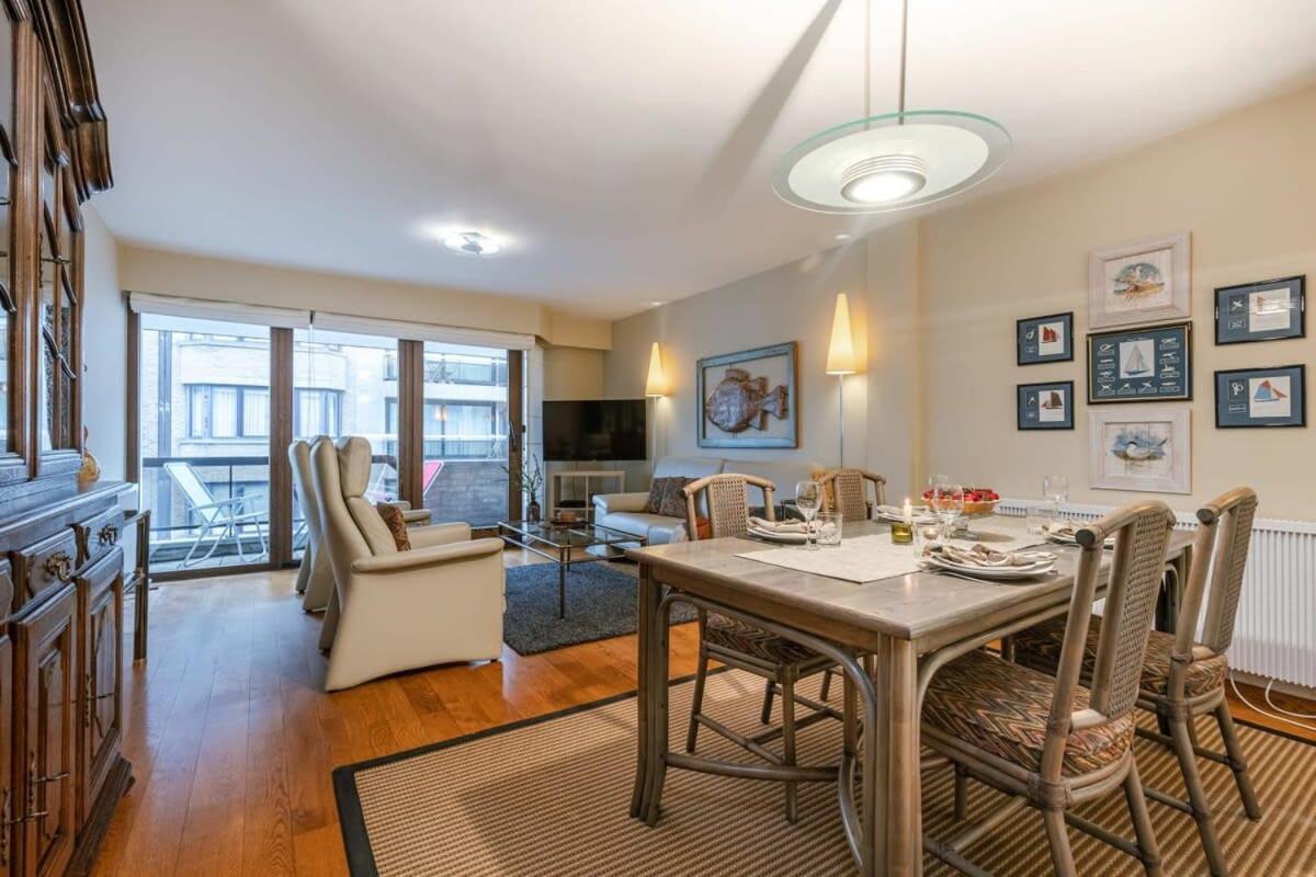 Huswell - Authentic Apartment With Terraces And Parking 크노케-하이스트 외부 사진